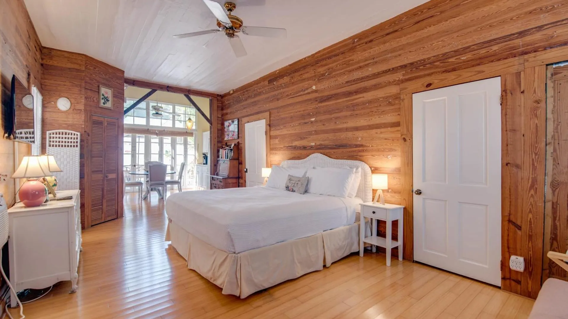 New Rose Retreat - Pool & Parking Villa Key West Holiday home