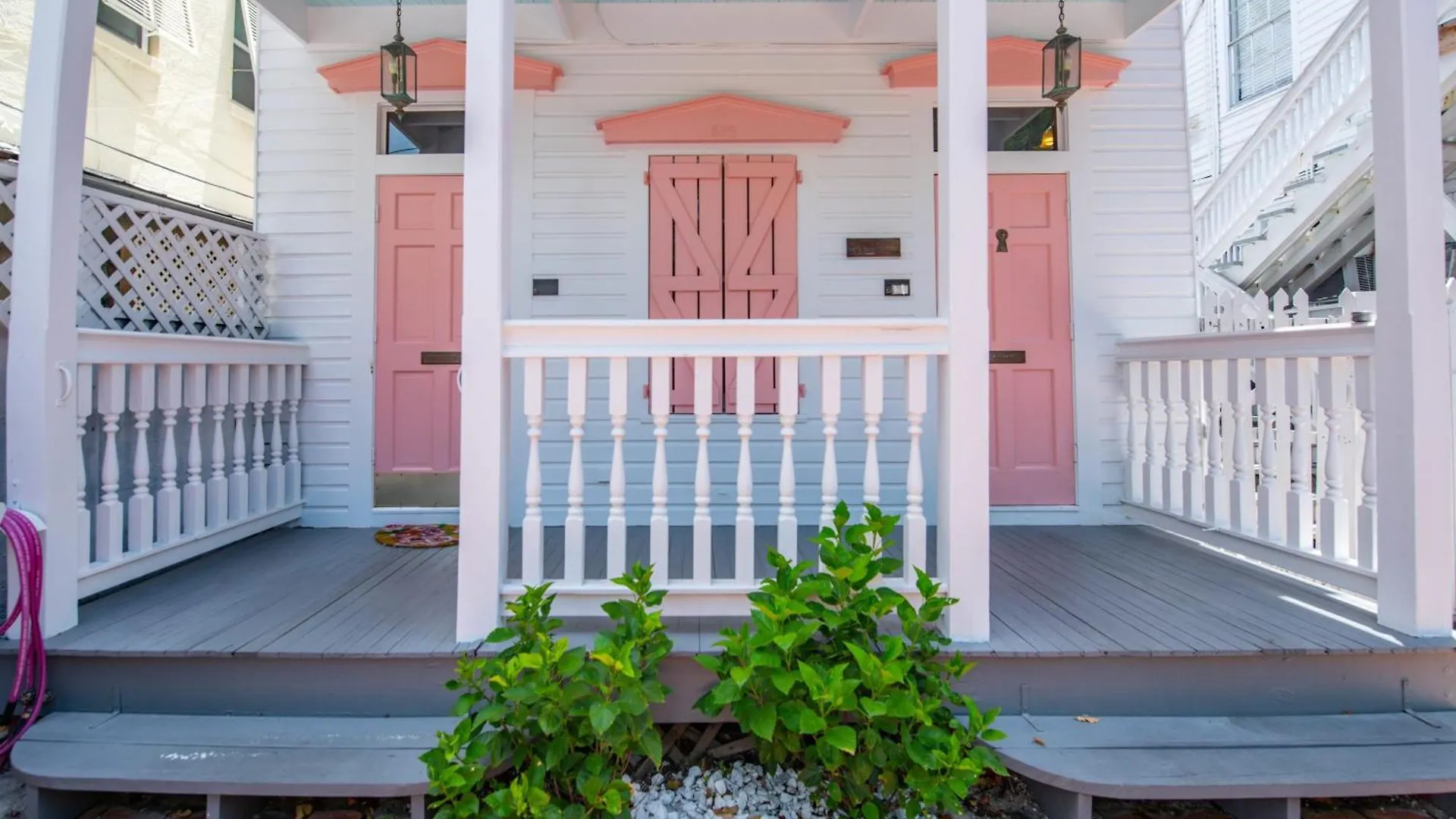 New Rose Retreat - Pool & Parking Villa Key West 0*,  United States